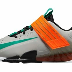 Nike Savaleos - Men's