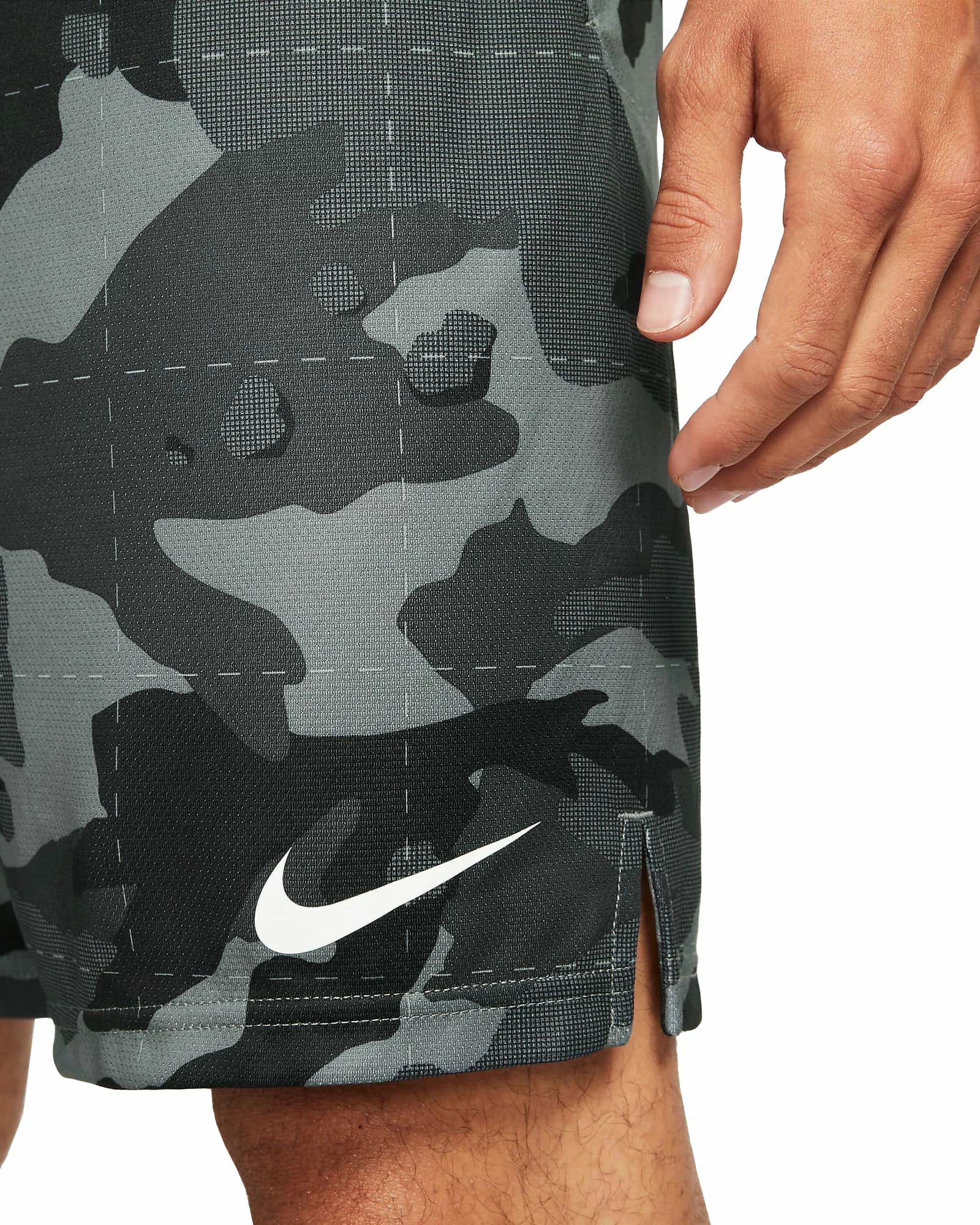 Nike Men's Dri-FIT Camo Shorts 5.0 - Image 3